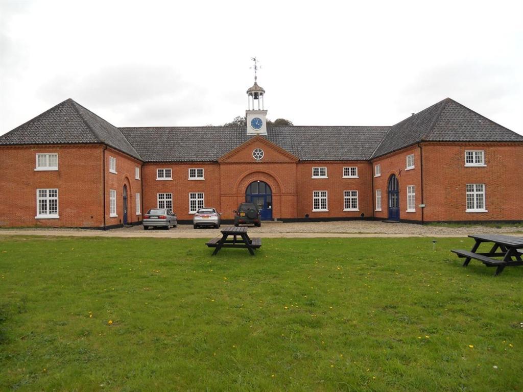 مبيت وإفطار ساوثوولد The Stables At Henham Park المظهر الخارجي الصورة